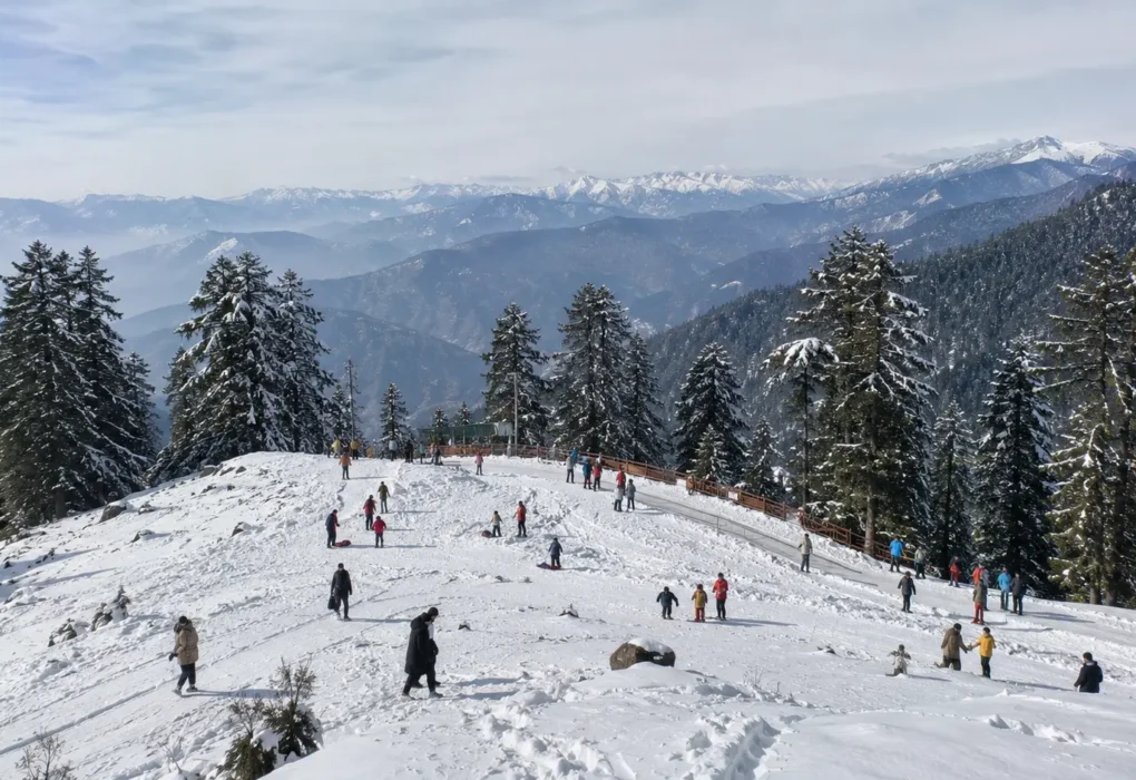 Winter ski slopes at Mahasu Peak in Kufri near Shimla